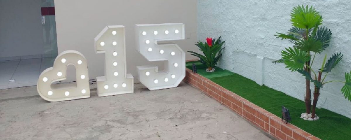 Letras Iluminadas para 15 anos em João Pessoa